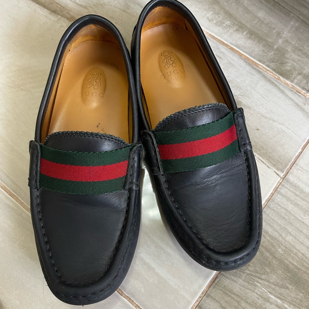 Gucci kids Black Loafers with Red and Green Stripes